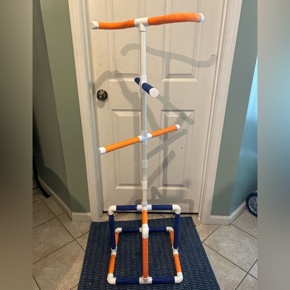 Handmade Bird Perch/Play gym - Picture 11 of 13